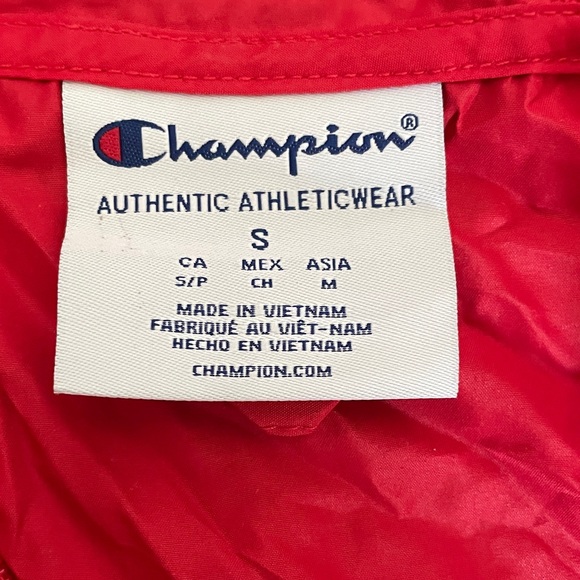 Champion Red Hooded Half-Zip Windbreaker Raincoat, Packable - Picture 4 of 6